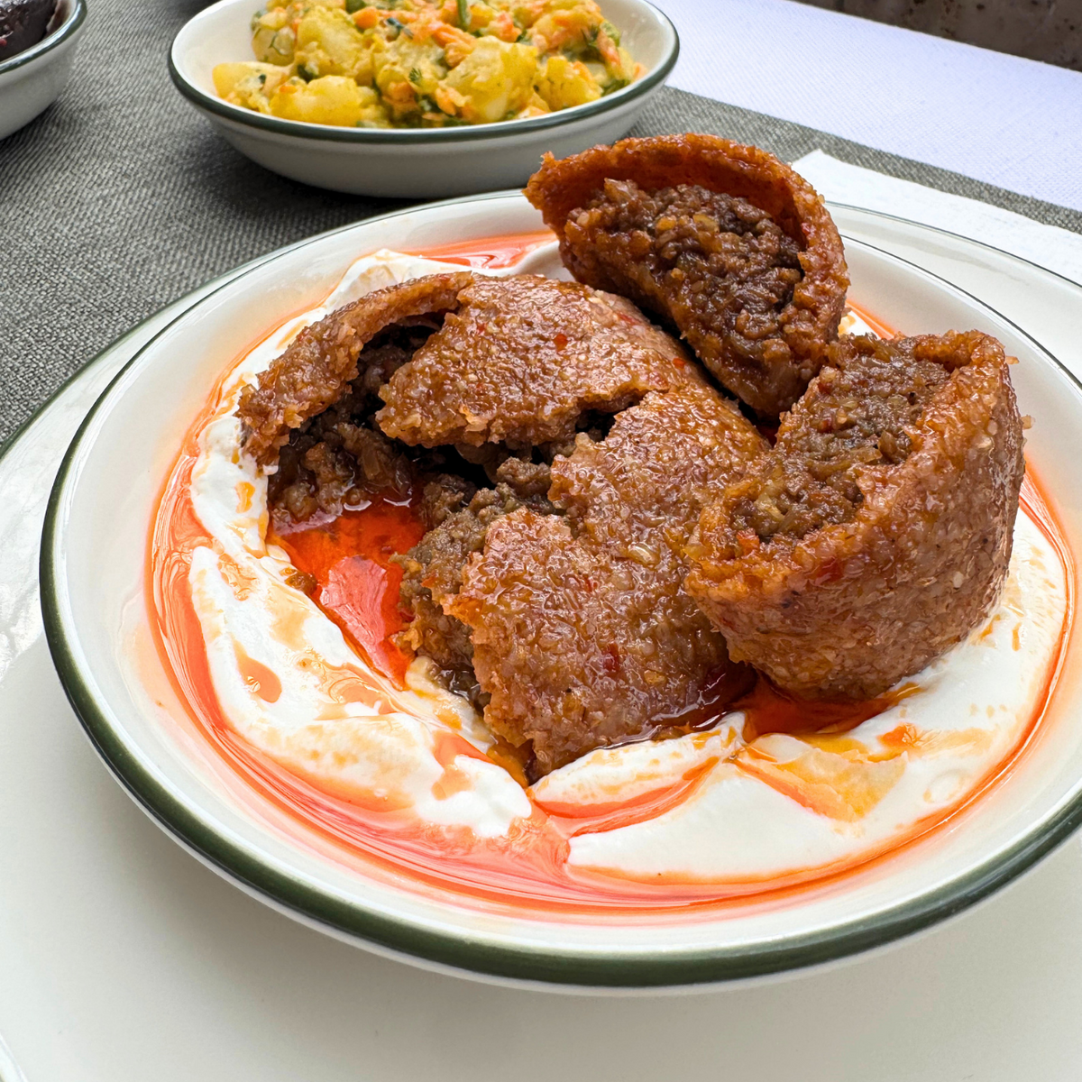15 li İçli Köfte ve 5 li Meze